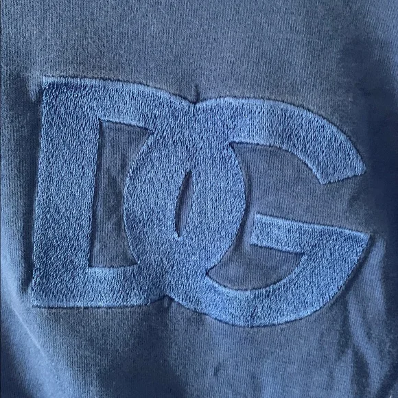 D & G Blue Tee NWOT fit like Med size